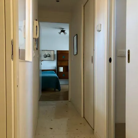 - Ca' D'oro: Bella Casa Con Terrazzi Venice